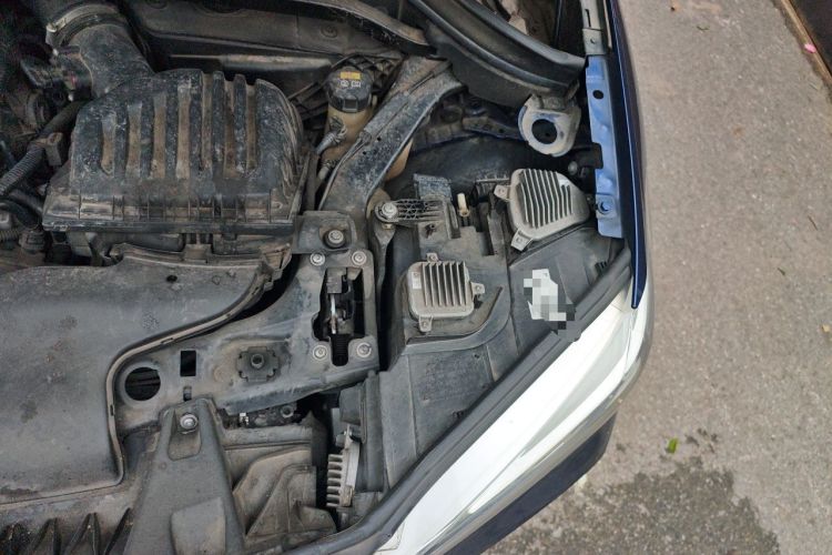 Used BMW X1 2019 xDrive20Li Luxury Model Engine Bay Left