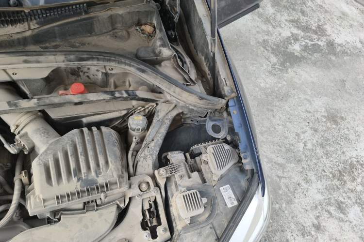 Used BMW X1 2019 sDrive20Li Leading Model Engine Bay Left