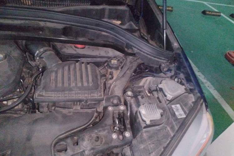 Used BMW X1 2019 xDrive20Li Luxury Model Engine Bay Left