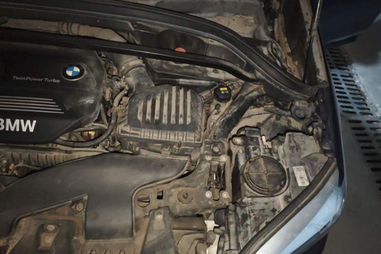 Used BMW X1 2019 sDrive18Li Fashion Model Engine Bay Left