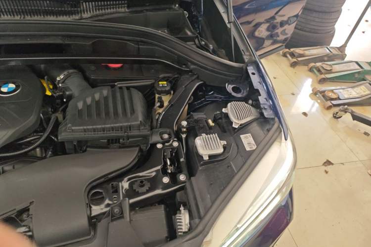 Used BMW X1 2019 sDrive20Li Leading Model Engine Bay Left
