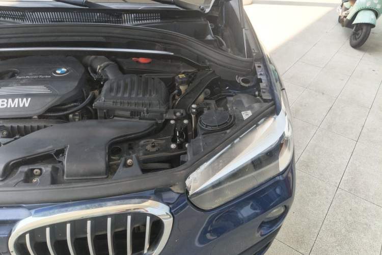 Used BMW X1 2019 sDrive18Li Fashion Model Engine Bay Left