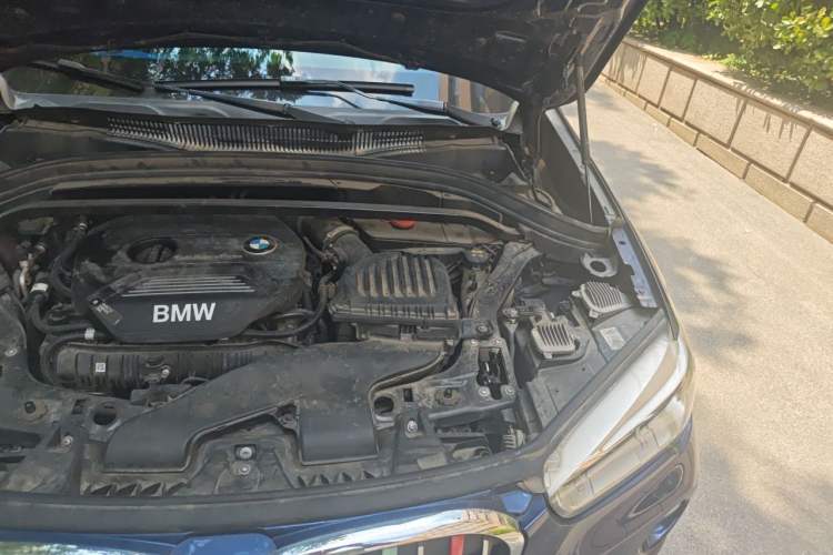 Used BMW X1 2019 sDrive20Li Leading Model Engine Bay Left
