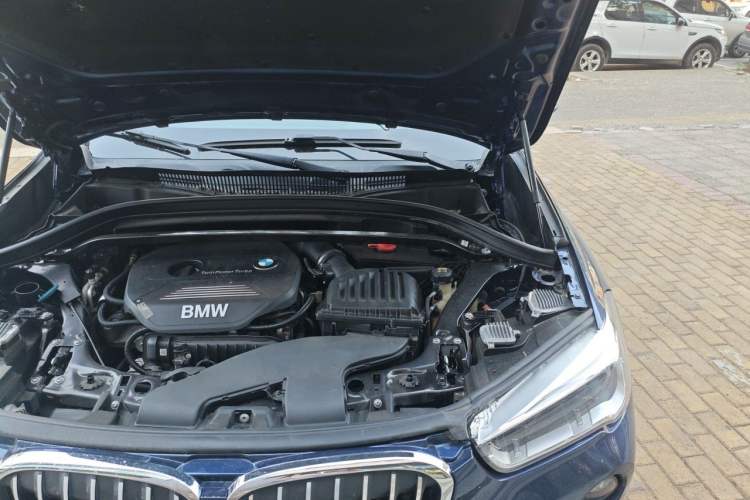 Used BMW X1 2019 sDrive18Li Premium Edition Engine Bay Left