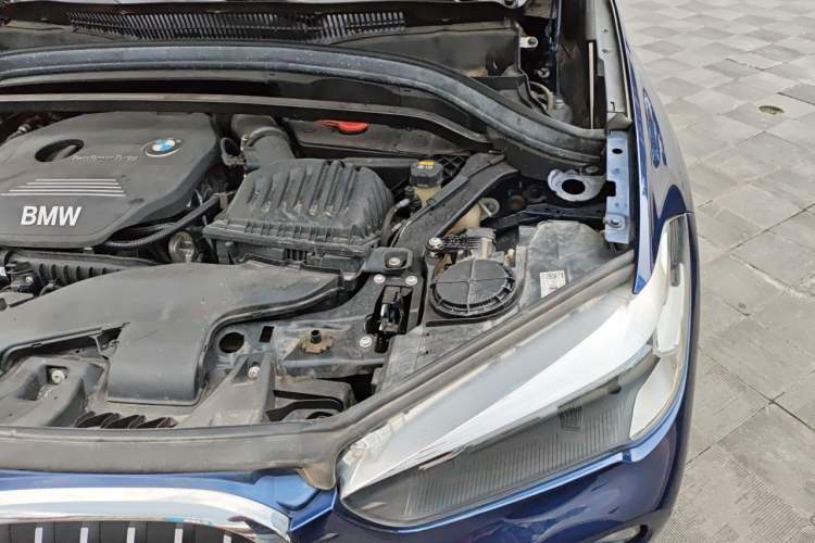 Used BMW X1 2019 sDrive18Li Fashion Model Engine Bay Left