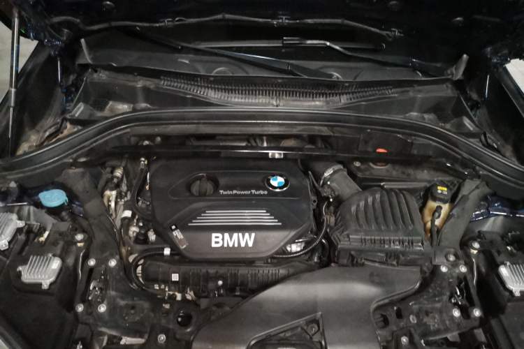 Used BMW X1 2019 sDrive20Li Leading Model Engine Bay