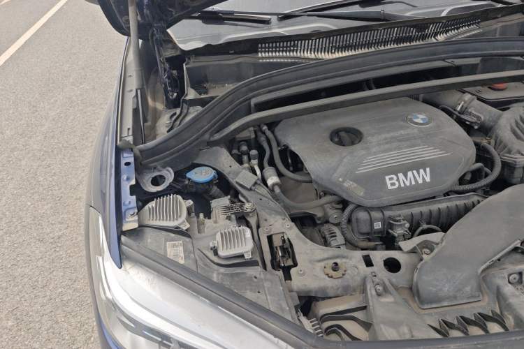 Used BMW X1 2019 sDrive18Li Premium Edition Engine Bay Right