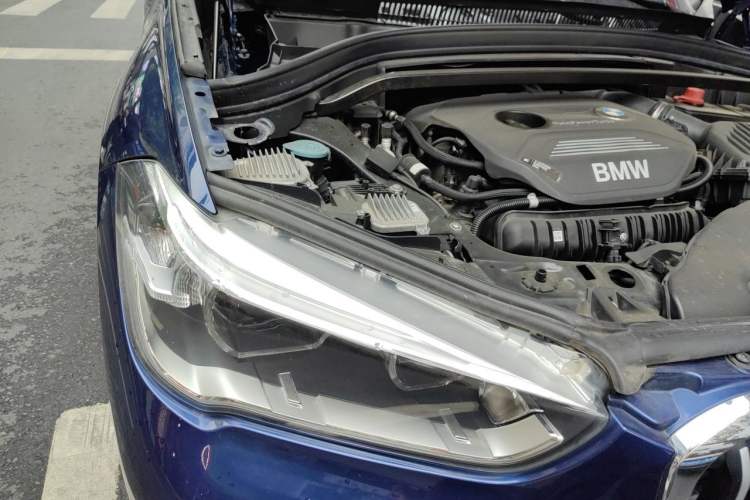 Used BMW X1 2019 sDrive20Li Leading Model Engine Bay Right