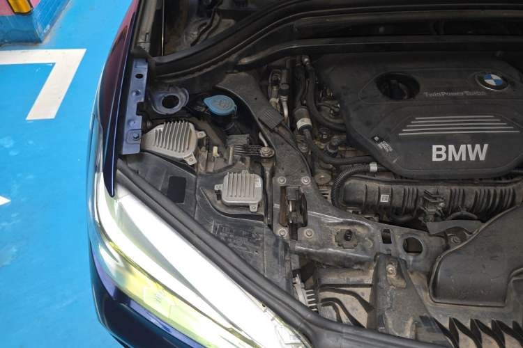 Used BMW X1 2019 sDrive20Li Leading Model Engine Bay Right