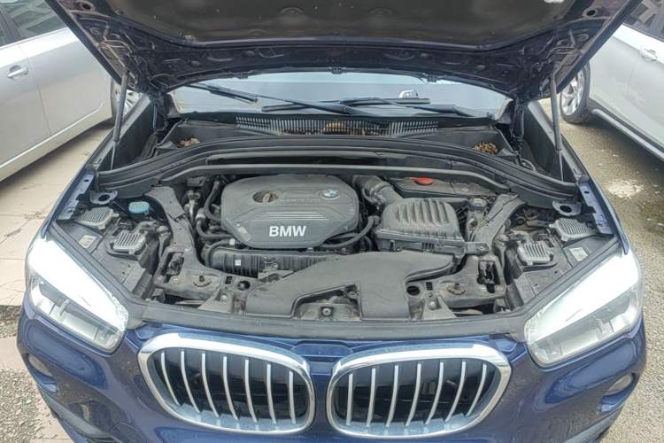Used BMW X1 2019 sDrive20Li Leading Model Engine Bay