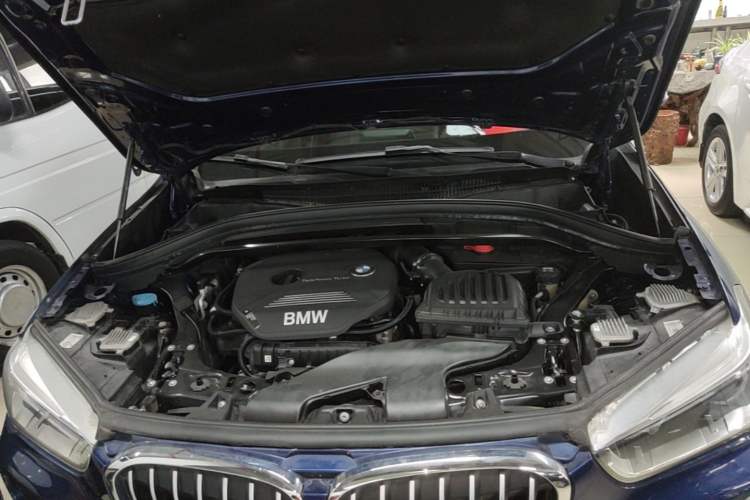 Used BMW X1 2019 sDrive18Li Premium Edition Engine Bay