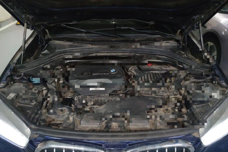 Used BMW X1 2019 sDrive18Li Fashion Model Engine Bay