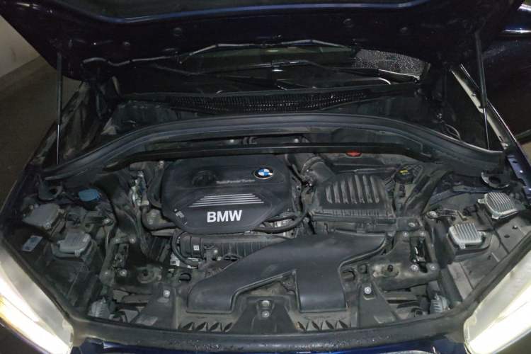 Used BMW X1 2019 sDrive18Li Premium Edition Engine Bay