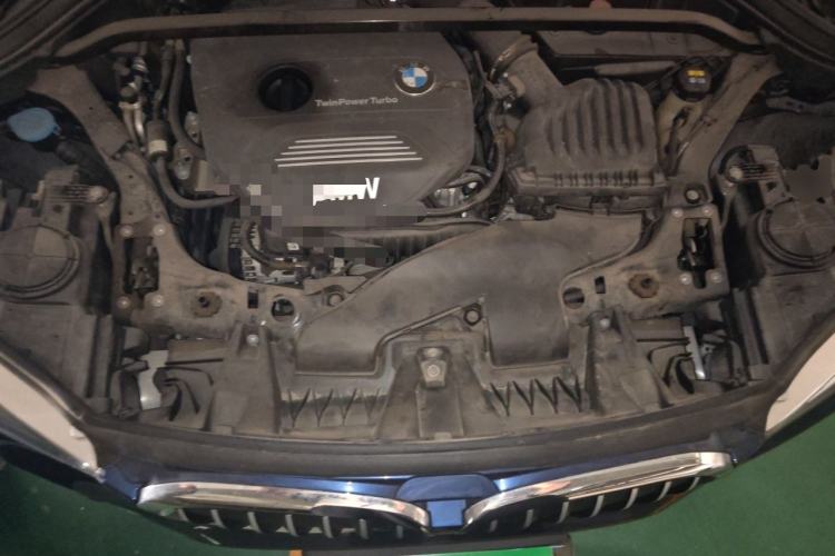 Used BMW X1 2019 sDrive18Li Fashion Model Engine Bay