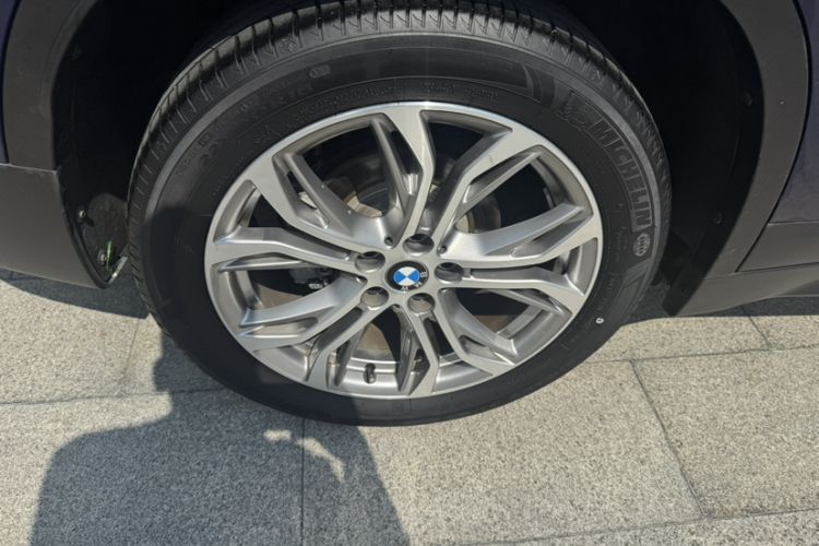 Used BMW X1 2019 sDrive20Li Leading Model Exterior 2