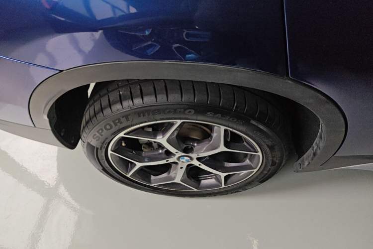Used BMW X1 2019 sDrive18Li Premium Edition Exterior 2