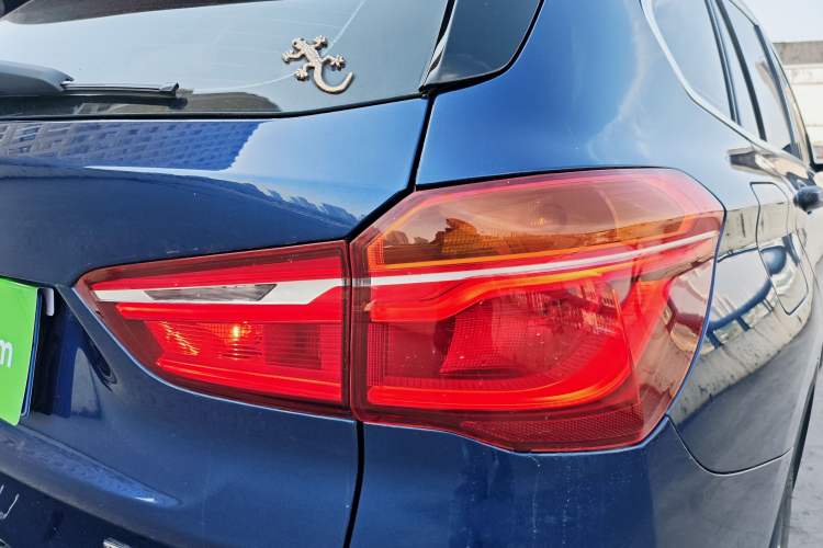 Used BMW X1 2019 sDrive20Li Leading Model Exterior 3