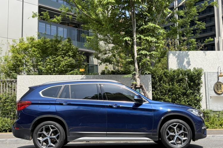 Used BMW X1 2019 sDrive18Li Premium Edition Exterior 5
