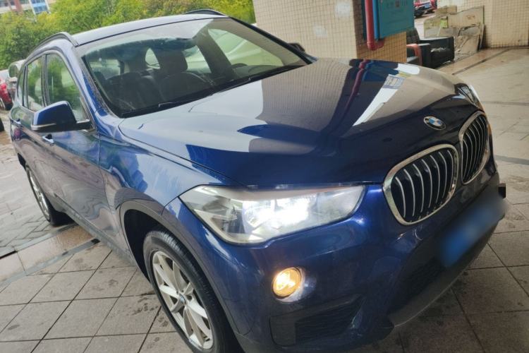 Used BMW X1 2019 sDrive18Li Fashion Model Front Right 45 Deg