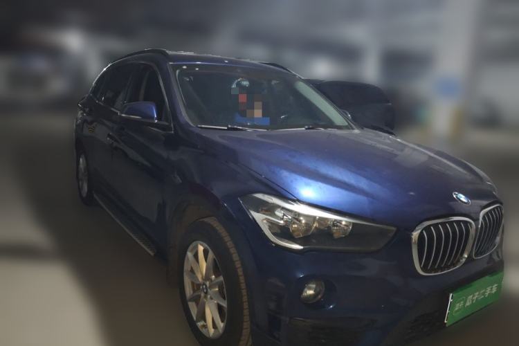 Used BMW X1 2019 sDrive18Li Fashion Model Front Right 45 Deg