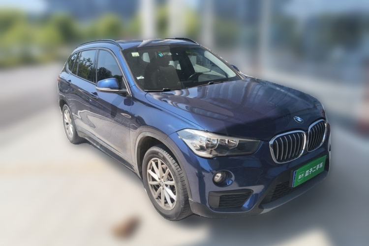 Used BMW X1 2019 sDrive18Li Fashion Model Front Right 45 Deg