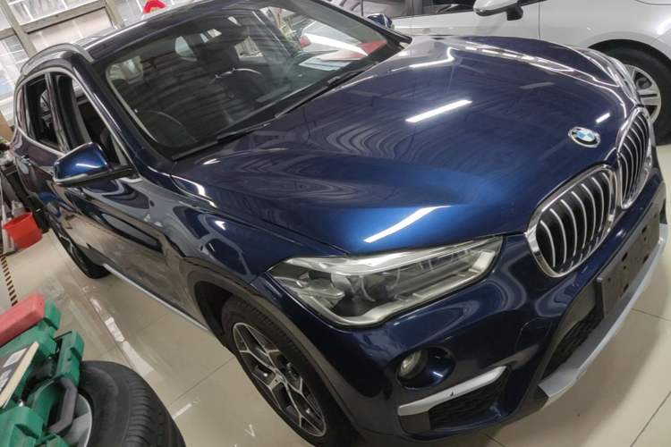 Used BMW X1 2019 sDrive18Li Premium Edition Front Right 45 Deg