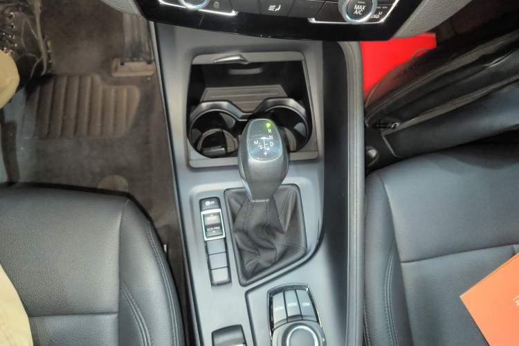 Used BMW X1 2019 sDrive18Li Fashion Model Gear Lever