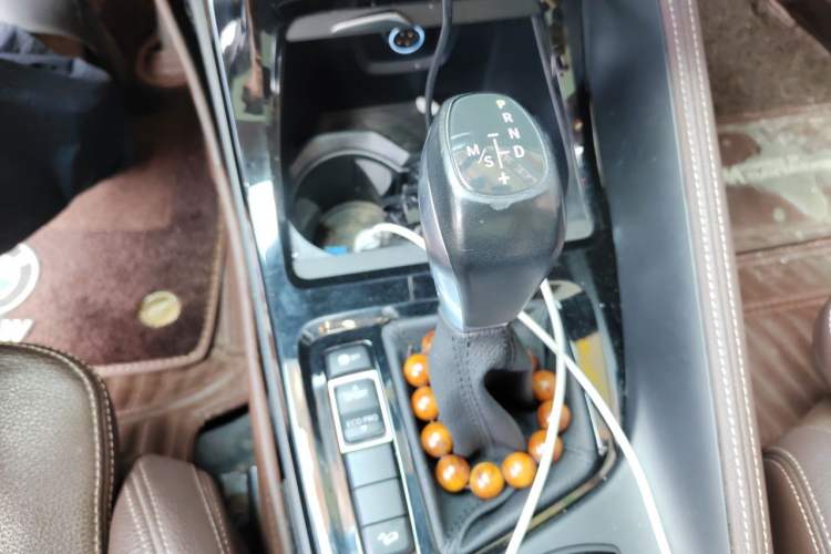 Used BMW X1 2019 xDrive20Li Luxury Model Gear Lever