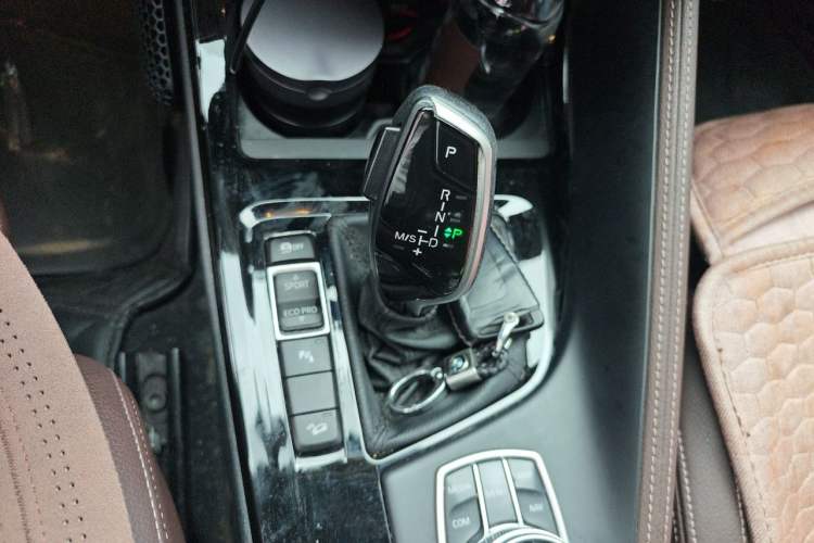 Used BMW X1 2019 xDrive20Li Luxury Model Gear Lever