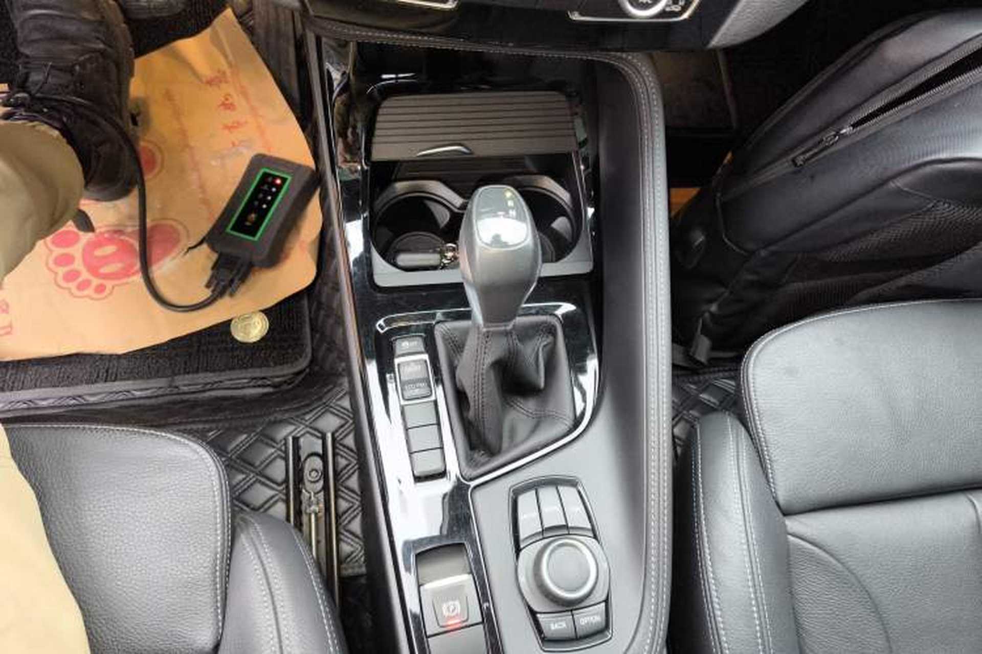 Used BMW X1 2019 sDrive18Li Premium Edition Gear Lever