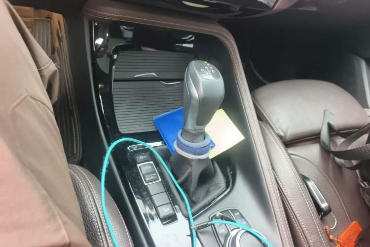 Used BMW X1 2019 xDrive20Li Luxury Model Gear Lever