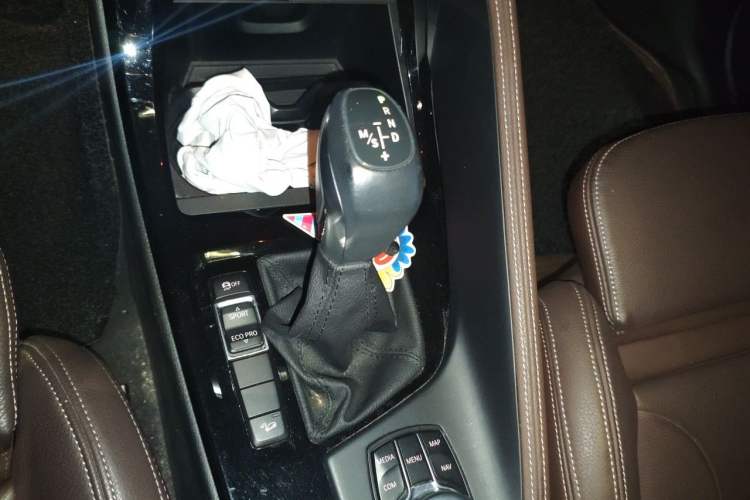 Used BMW X1 2019 xDrive20Li Luxury Model Gear Lever