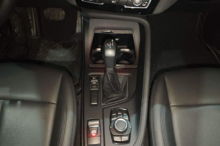 Used BMW X1 2019 sDrive20Li Leading Model Gear Lever