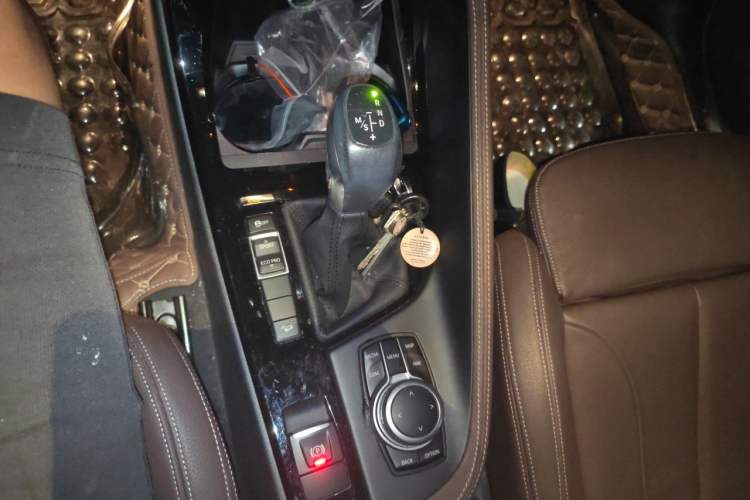 Used BMW X1 2019 xDrive20Li Luxury Model Gear Lever