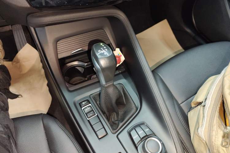 Used BMW X1 2019 sDrive20Li Leading Model Gear Lever