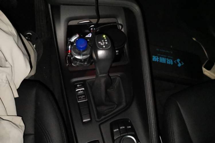 Used BMW X1 2019 sDrive20Li Leading Model Gear Lever