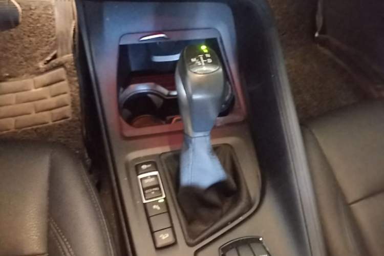 Used BMW X1 2019 sDrive20Li Leading Model Gear Lever