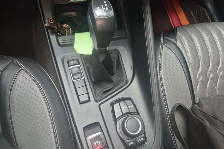 Used BMW X1 2019 sDrive20Li Leading Model Gear Lever