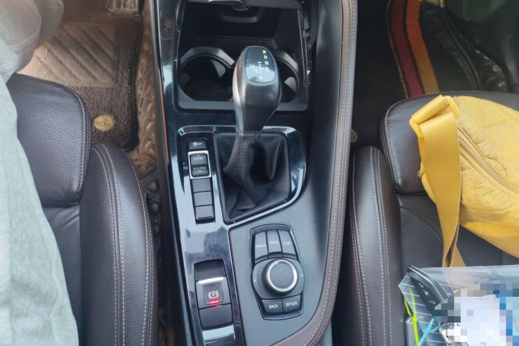 Used BMW X1 2019 sDrive18Li Premium Edition Gear Lever