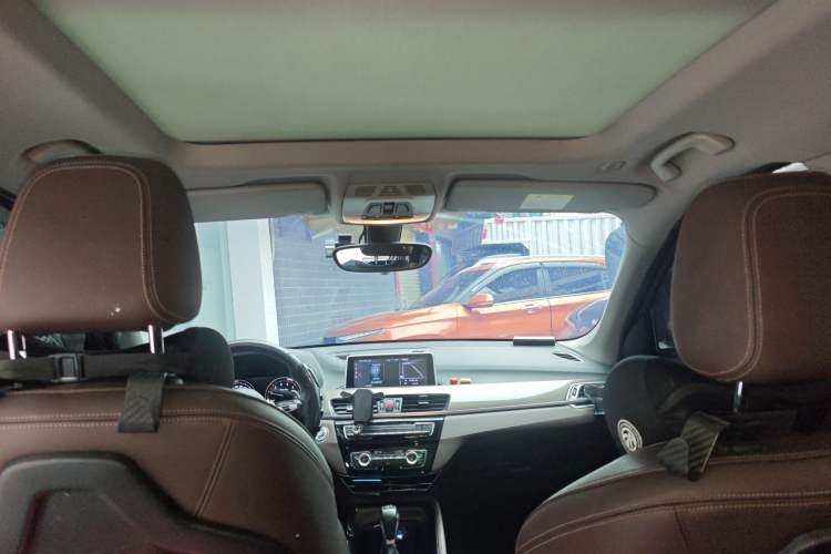 Used BMW X1 2019 sDrive18Li Premium Edition Headliner