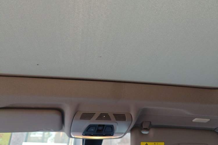 Used BMW X1 2019 sDrive18Li Premium Edition Headliner