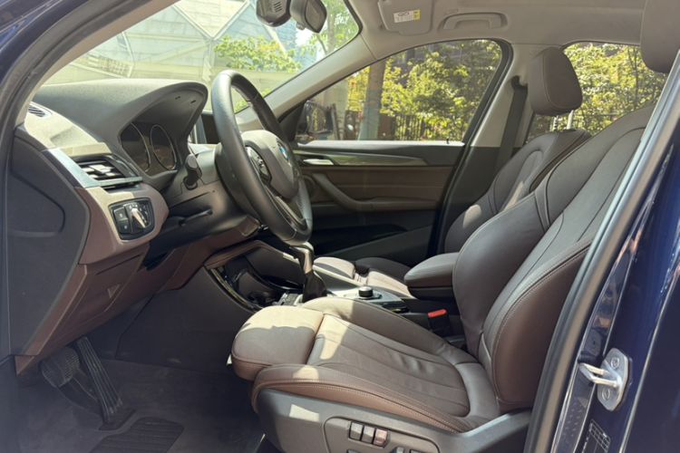 Used BMW X1 2019 sDrive18Li Premium Edition Interior 10