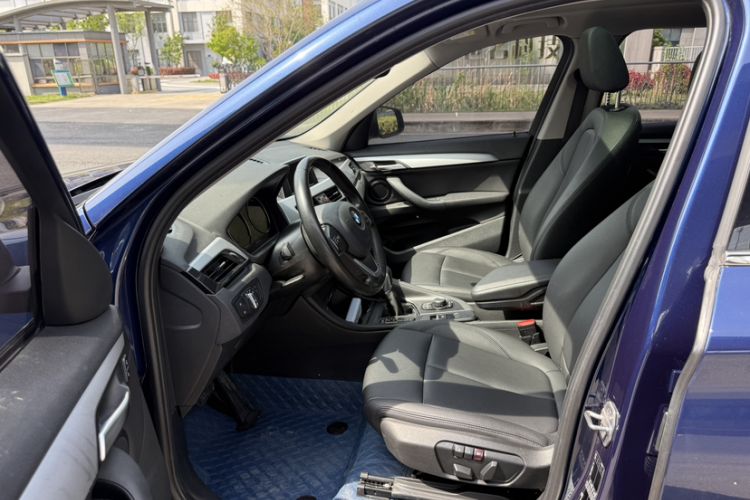Used BMW X1 2019 sDrive18Li Fashion Model Interior 2
