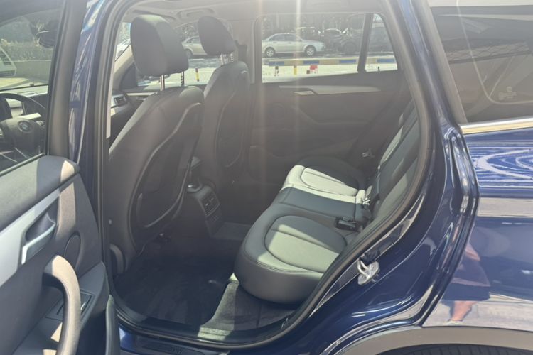 Used BMW X1 2019 sDrive20Li Leading Model Interior 2