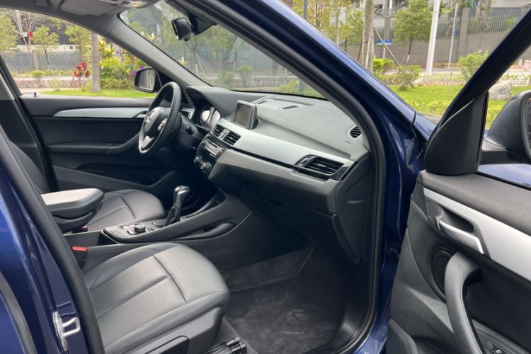 Used BMW X1 2019 sDrive18Li Fashion Model Interior 3