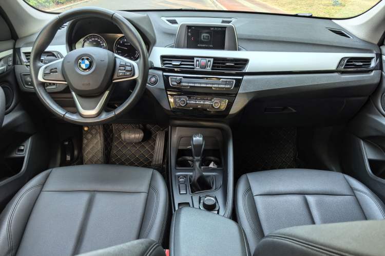 Used BMW X1 2019 sDrive18Li Fashion Model Interior 3