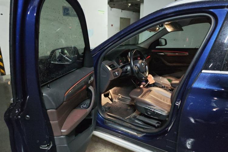 Used BMW X1 2019 sDrive18Li Premium Edition Interior 3