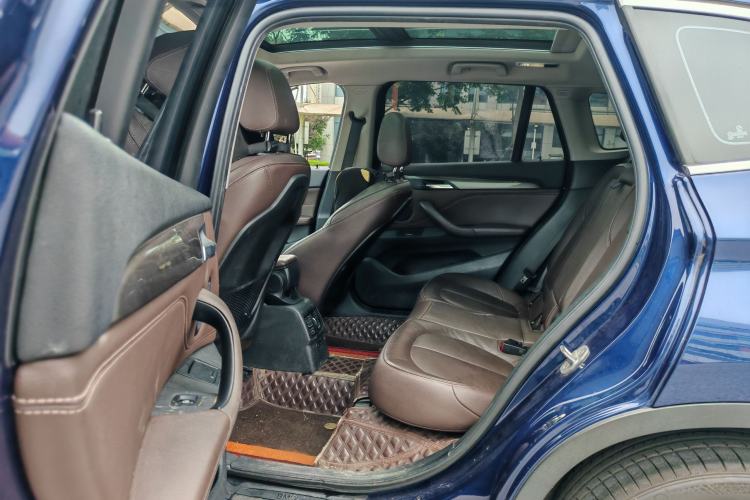 Used BMW X1 2019 sDrive18Li Premium Edition Interior 4