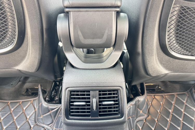 Used BMW X1 2019 sDrive18Li Fashion Model Interior 5