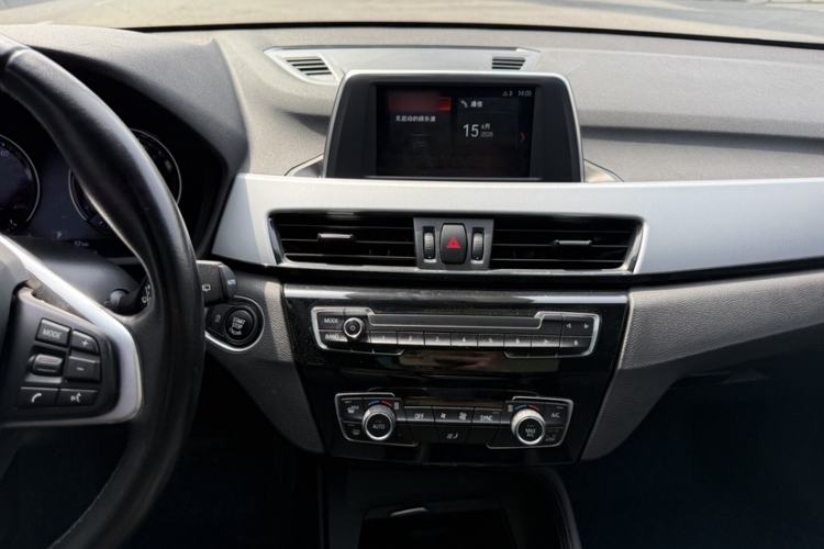 Used BMW X1 2019 sDrive18Li Fashion Model Interior 6
